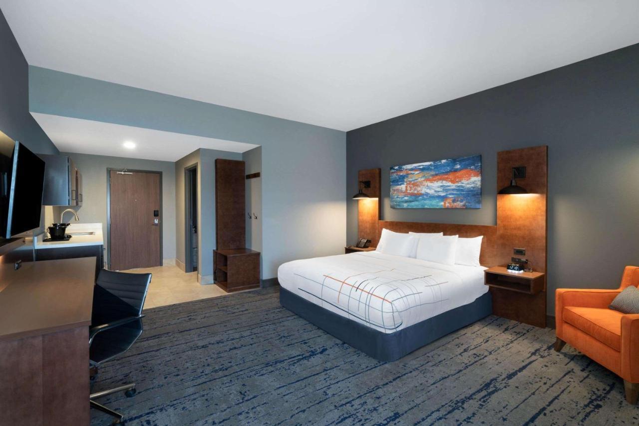 La Quinta Inn & Suites By Wyndham Louisville Ne - Old Henry Rd Ngoại thất bức ảnh