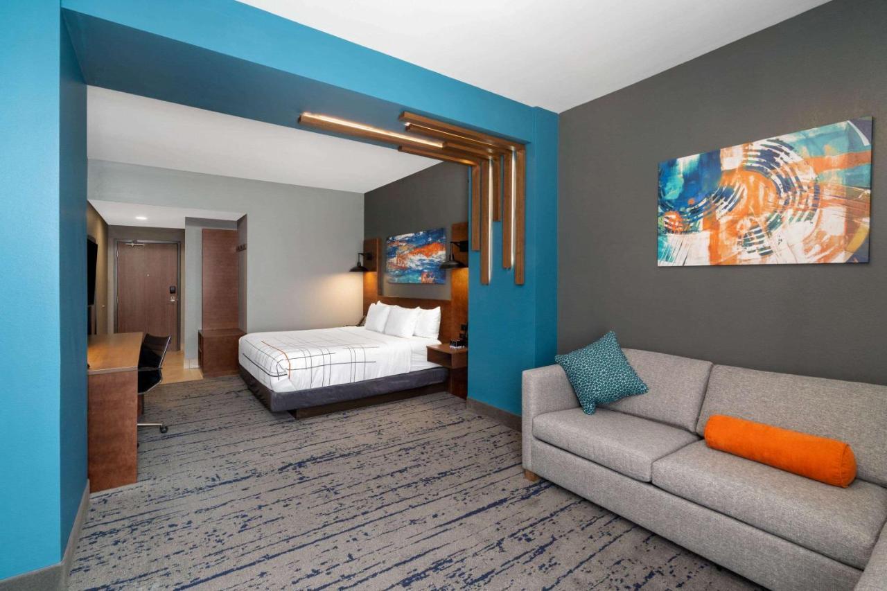 La Quinta Inn & Suites By Wyndham Louisville Ne - Old Henry Rd Ngoại thất bức ảnh